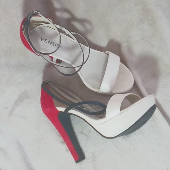 VENUS Shoes - Venus size 8 Red White Black strappy Open toe 5" heels